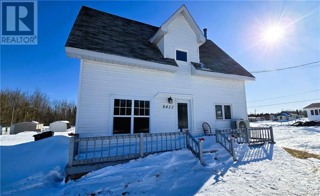 8422 Rue St-Paul Street, Bas-Caraquet, New Brunswick  E1W 6E6 - Photo 1 - NB113078