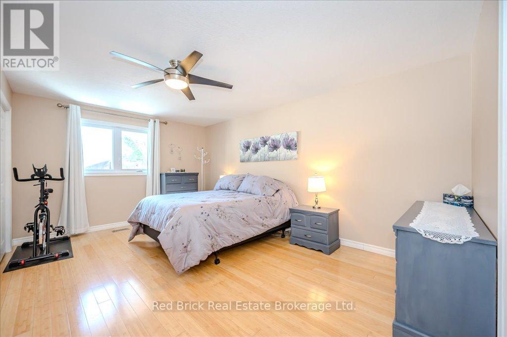 190 Deerpath Drive, Guelph, Ontario  N1K 1W6 - Photo 11 - X11988652