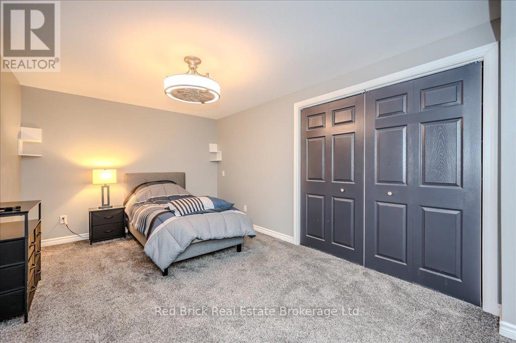 190 Deerpath Drive, Guelph, Ontario  N1K 1W6 - Photo 19 - X11988652
