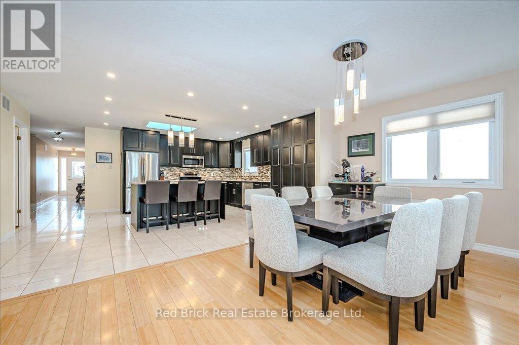 190 Deerpath Drive, Guelph, Ontario  N1K 1W6 - Photo 7 - X11988652