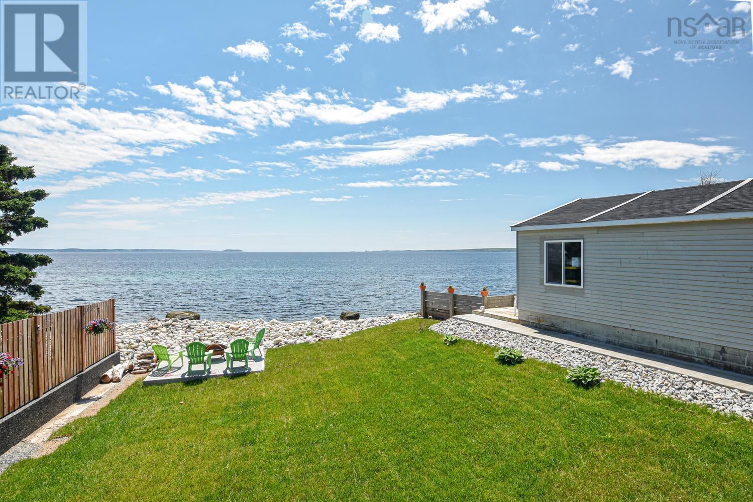 9112 St Margarets Bay Road, Queensland, Nova Scotia  B0J 1T0 - Photo 15 - 202503579