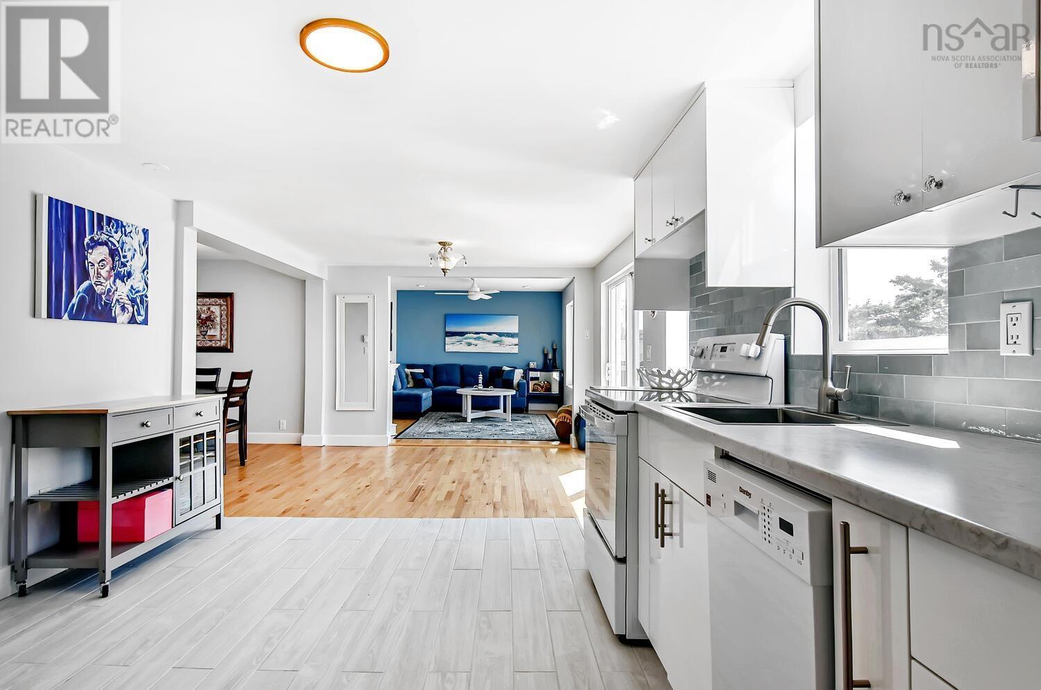 9112 St Margarets Bay Road, Queensland, Nova Scotia  B0J 1T0 - Photo 7 - 202503579