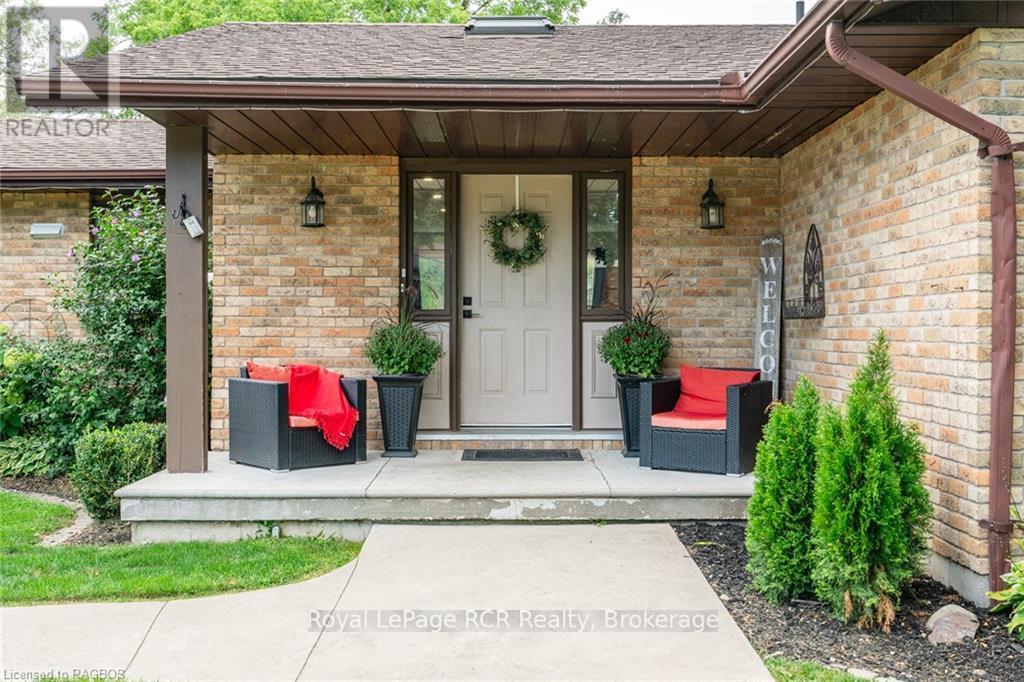 216 Fisher Crescent, West Grey, Ontario  N0G 1C0 - Photo 9 - X10847326
