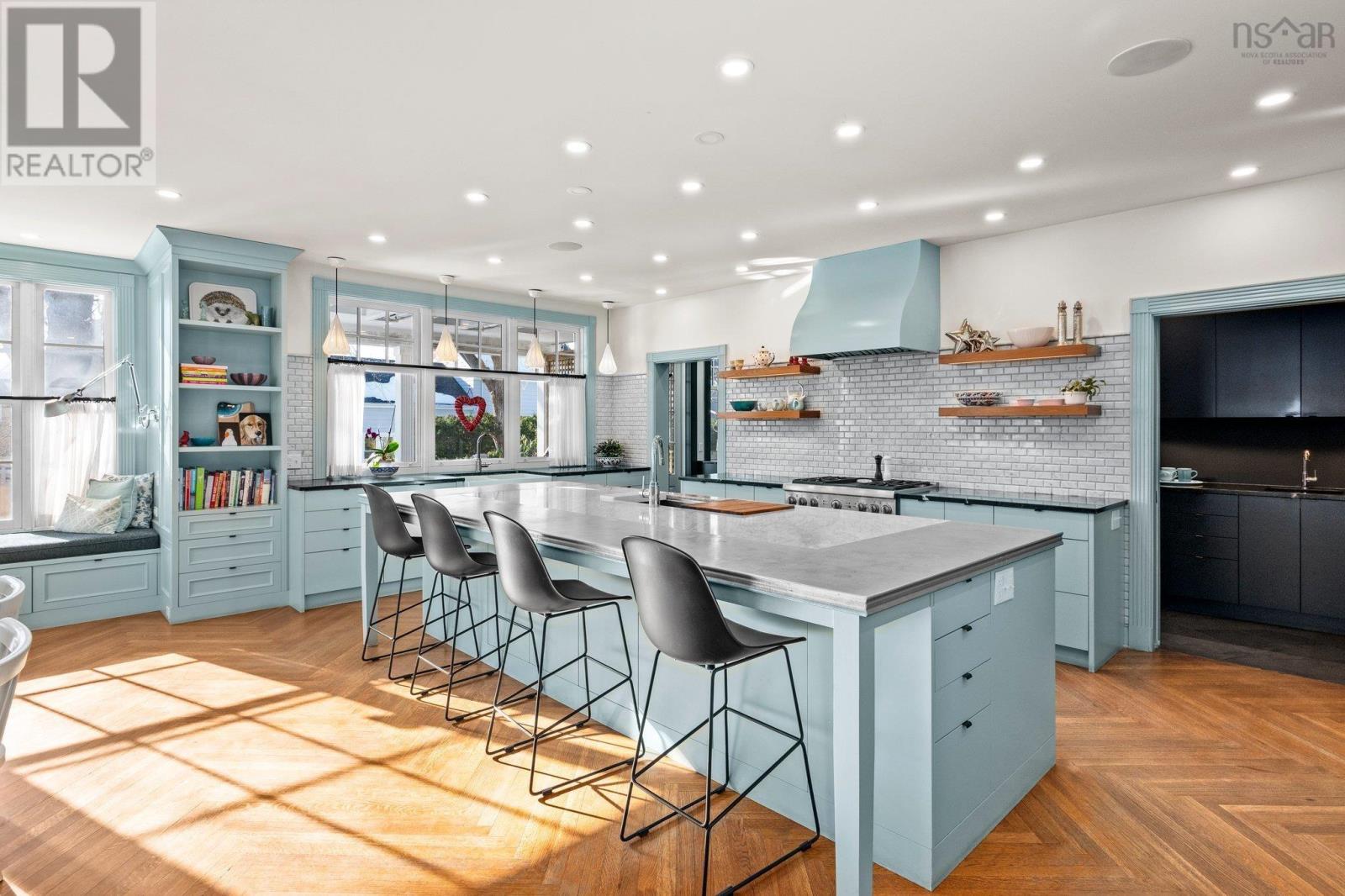 1936 Bloomingdale, Halifax, Nova Scotia  B3H 4E5 - Photo 11 - 202503588