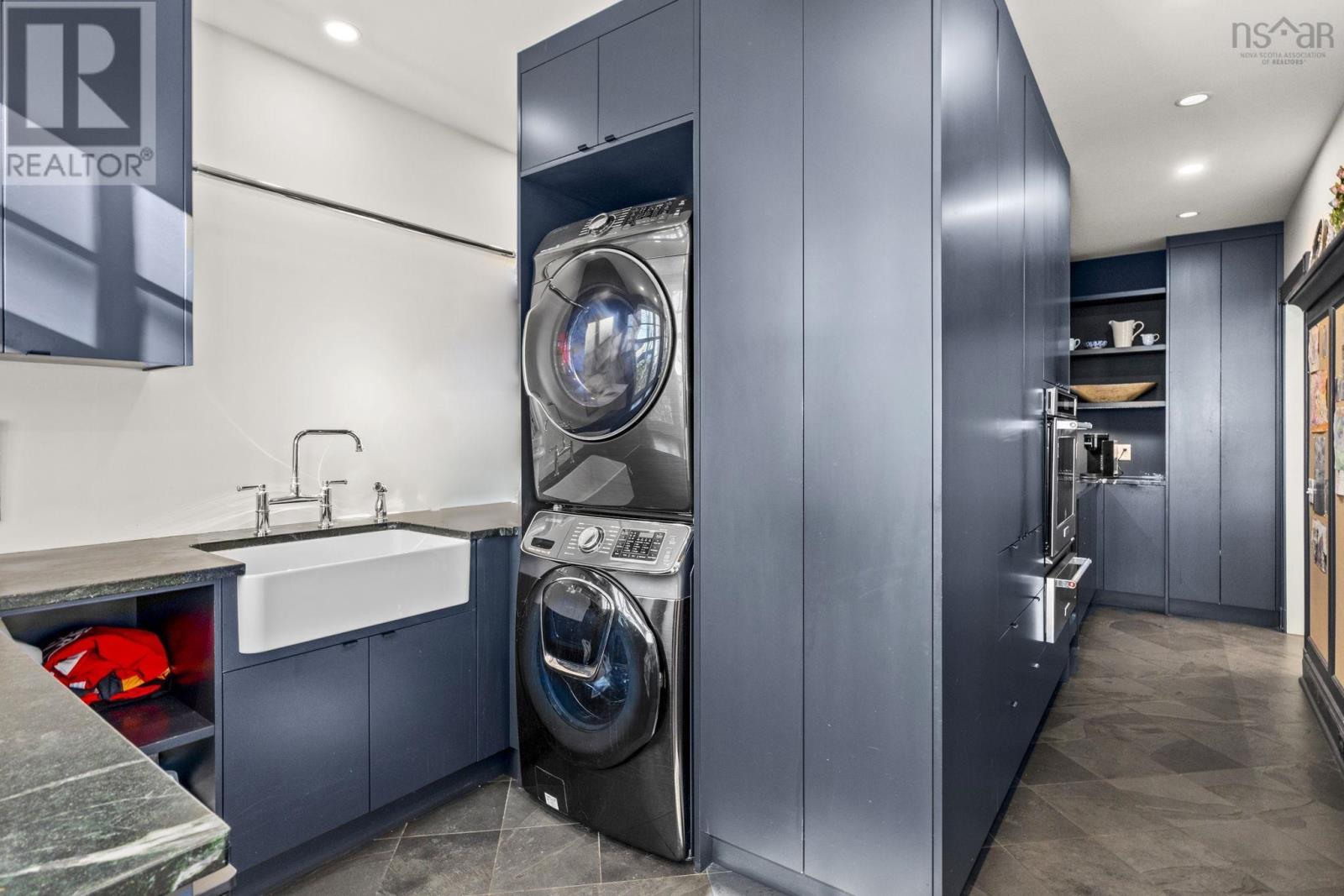 1936 Bloomingdale, Halifax, Nova Scotia  B3H 4E5 - Photo 16 - 202503588