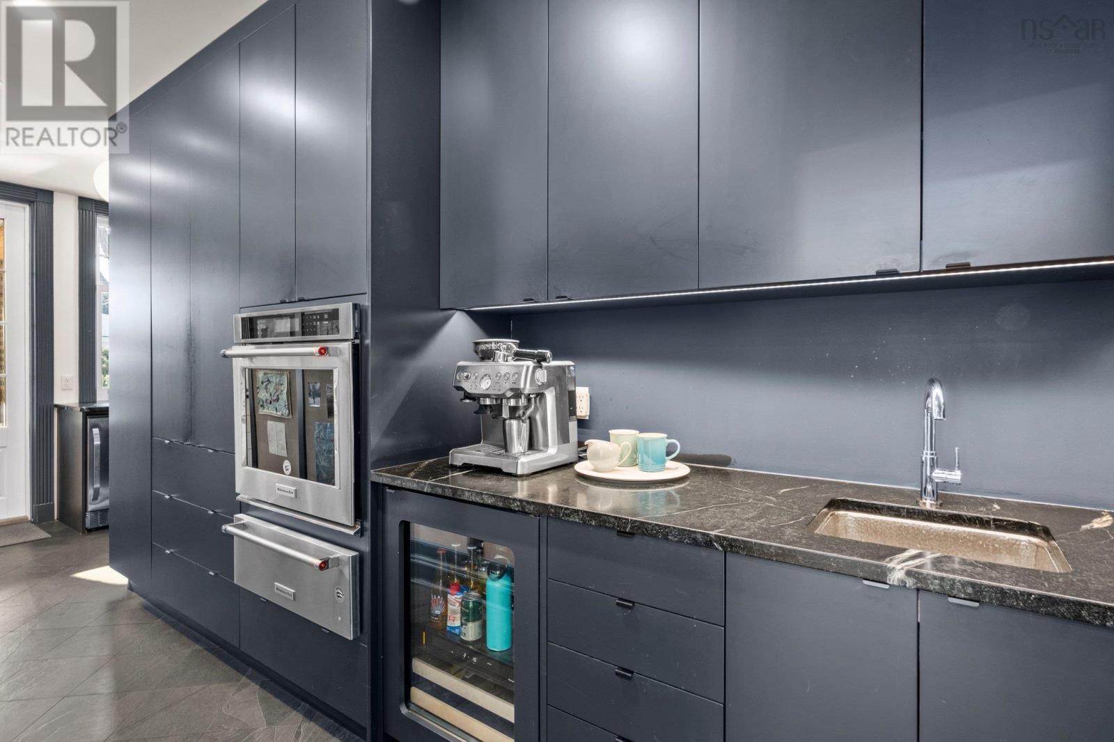 1936 Bloomingdale, Halifax, Nova Scotia  B3H 4E5 - Photo 17 - 202503588