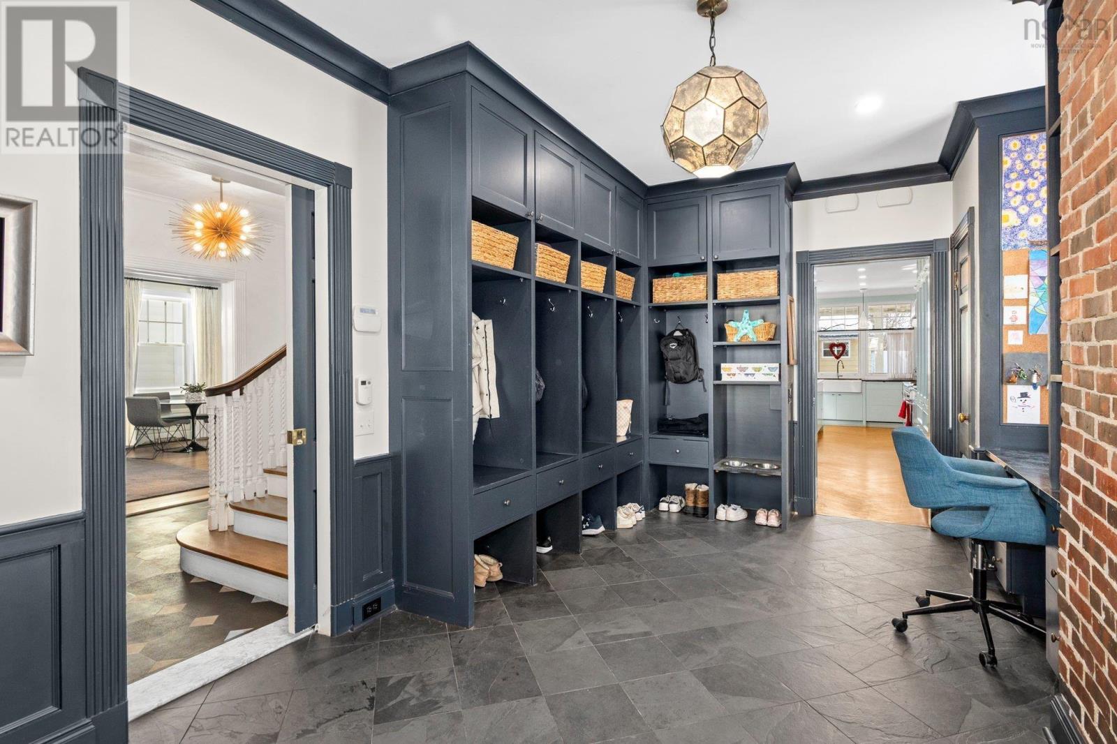 1936 Bloomingdale, Halifax, Nova Scotia  B3H 4E5 - Photo 19 - 202503588