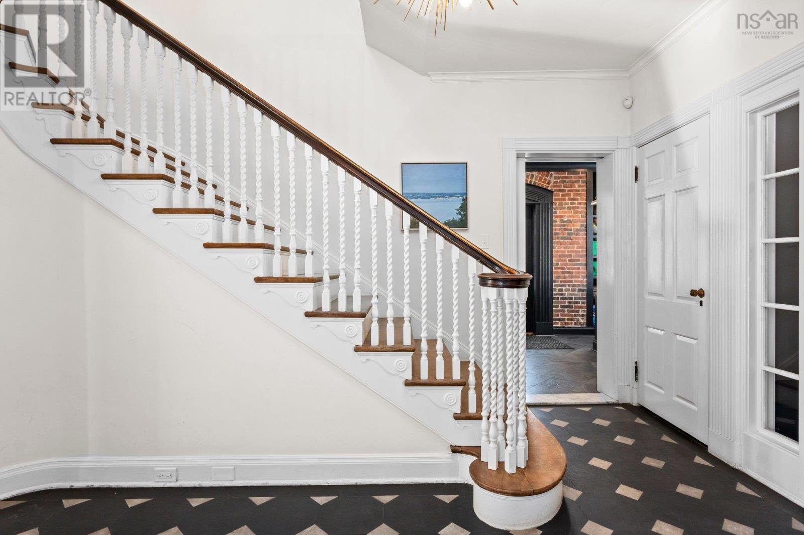 1936 Bloomingdale, Halifax, Nova Scotia  B3H 4E5 - Photo 21 - 202503588