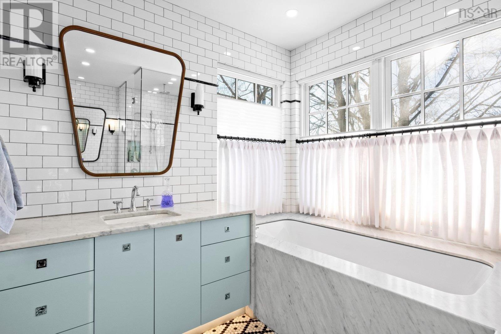 1936 Bloomingdale, Halifax, Nova Scotia  B3H 4E5 - Photo 27 - 202503588