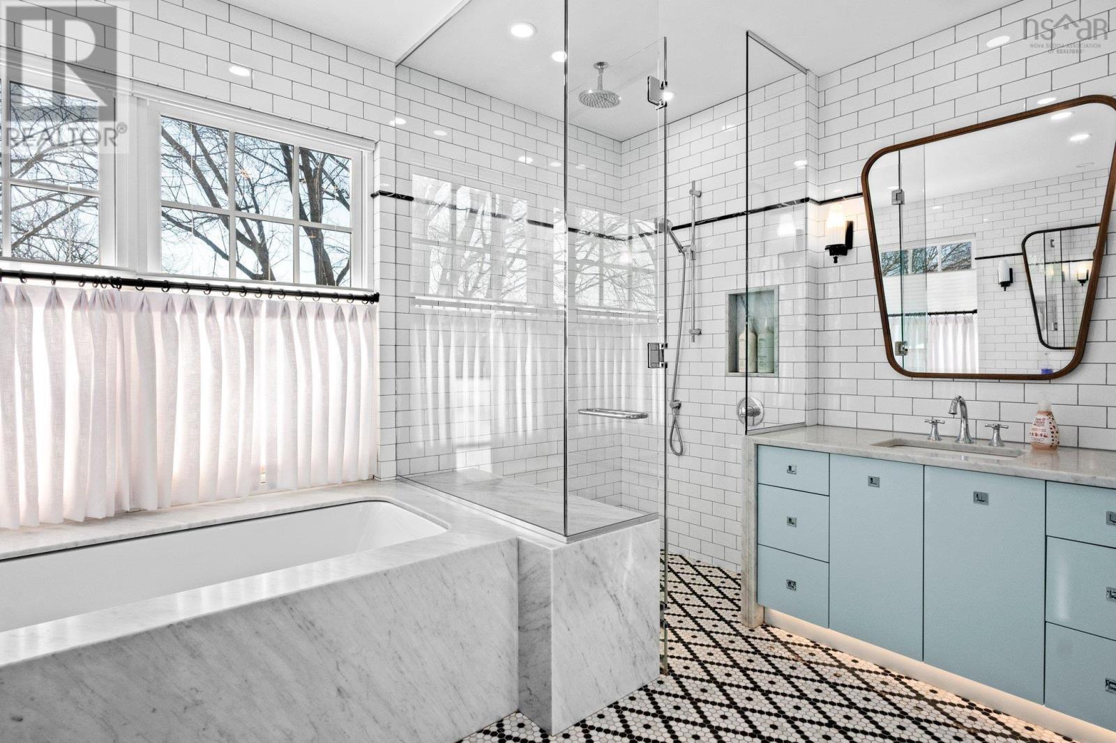 1936 Bloomingdale, Halifax, Nova Scotia  B3H 4E5 - Photo 28 - 202503588