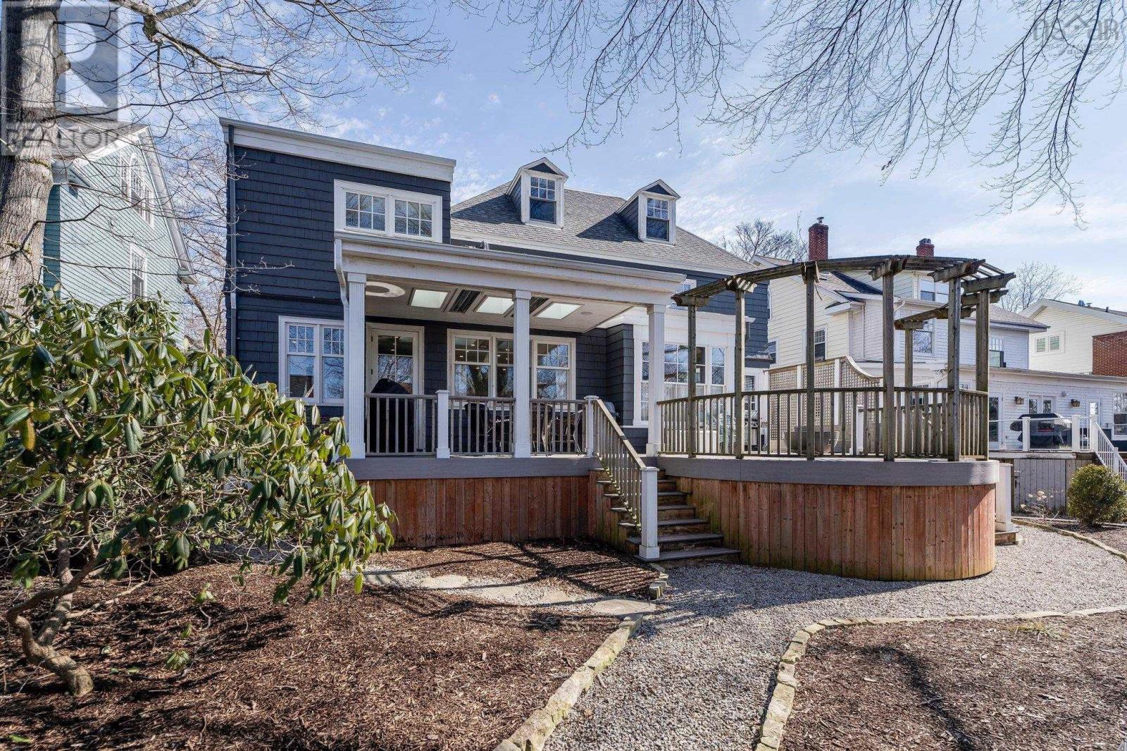 1936 Bloomingdale, Halifax, Nova Scotia  B3H 4E5 - Photo 43 - 202503588