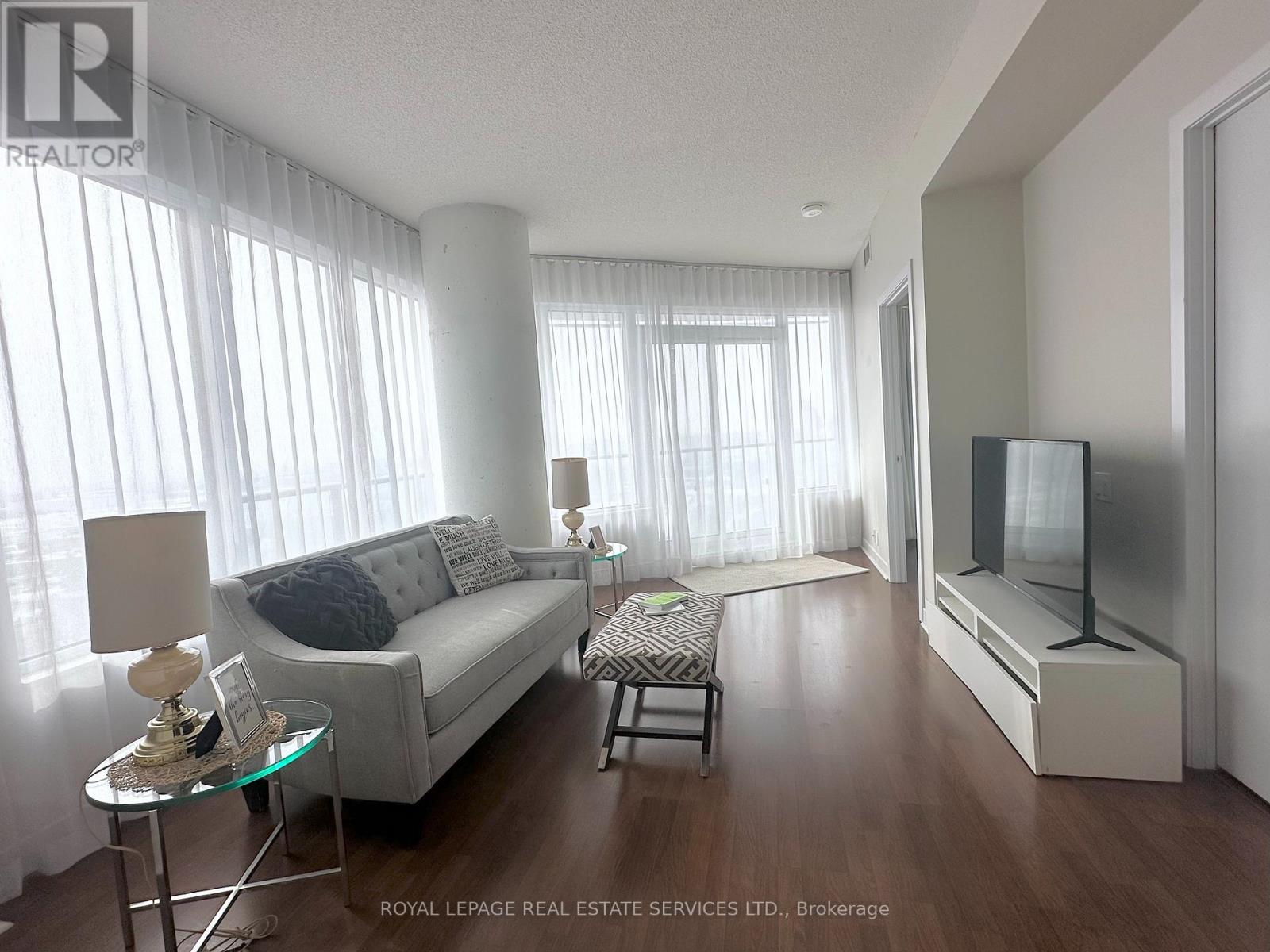 1004 - 188 Clark Boulevard, Brampton, Ontario  L6T 0J2 - Photo 5 - W11988701