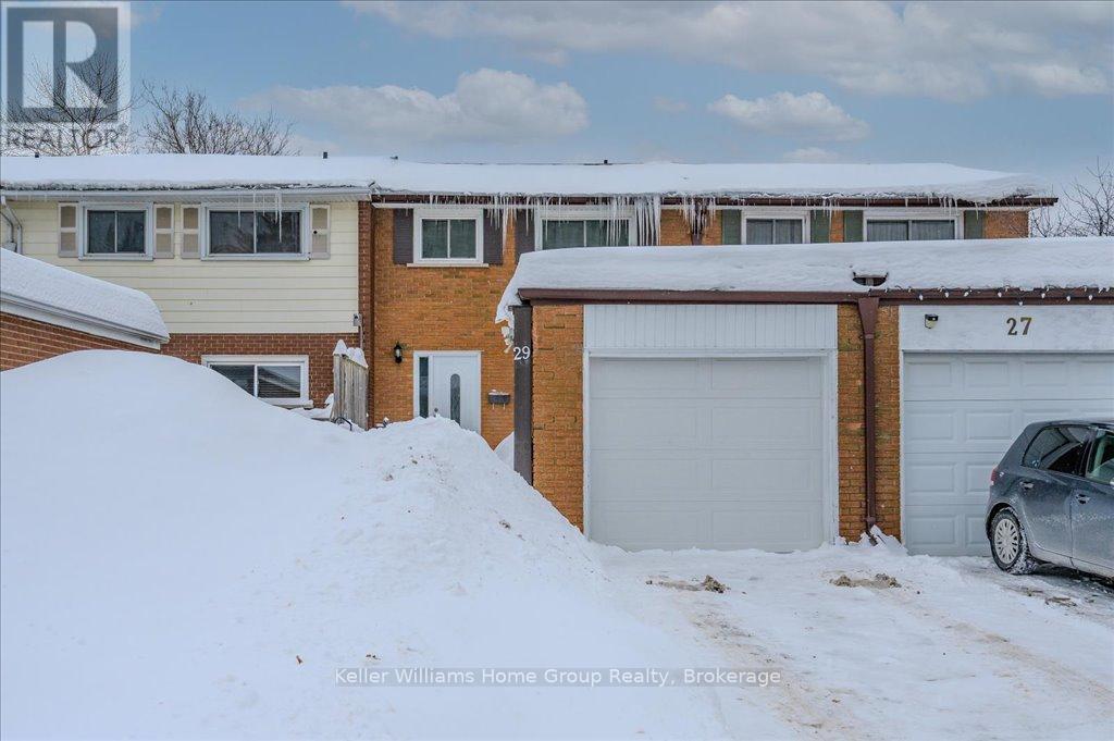 29 Obermeyer Drive, Kitchener, Ontario  N2A 1P5 - Photo 1 - X11988767