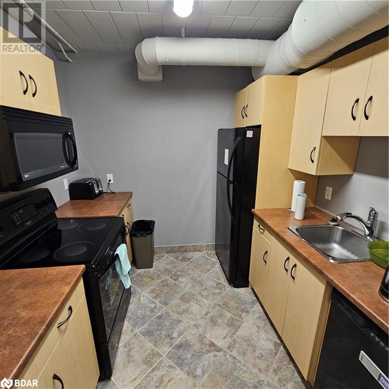 138 & 146 W Mississaga Street W, Orillia, Ontario  L3V 3B3 - Photo 36 - 40697053