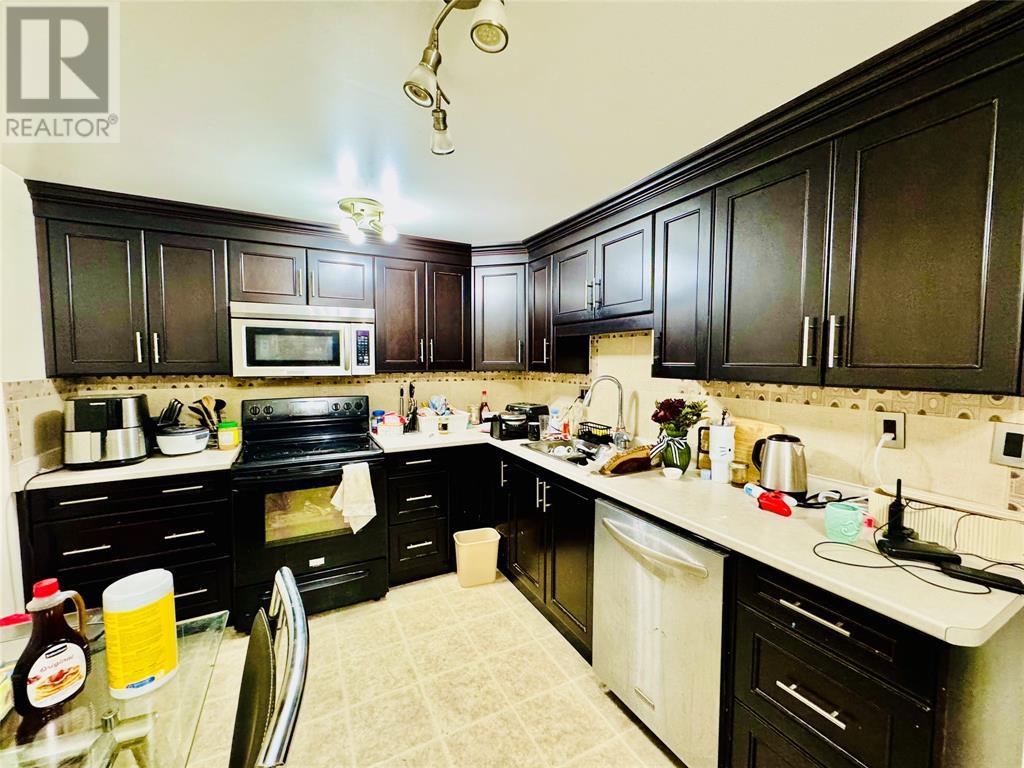 1701 London Line, Sarnia, Ontario  N7W 1B1 - Photo 30 - 25003109