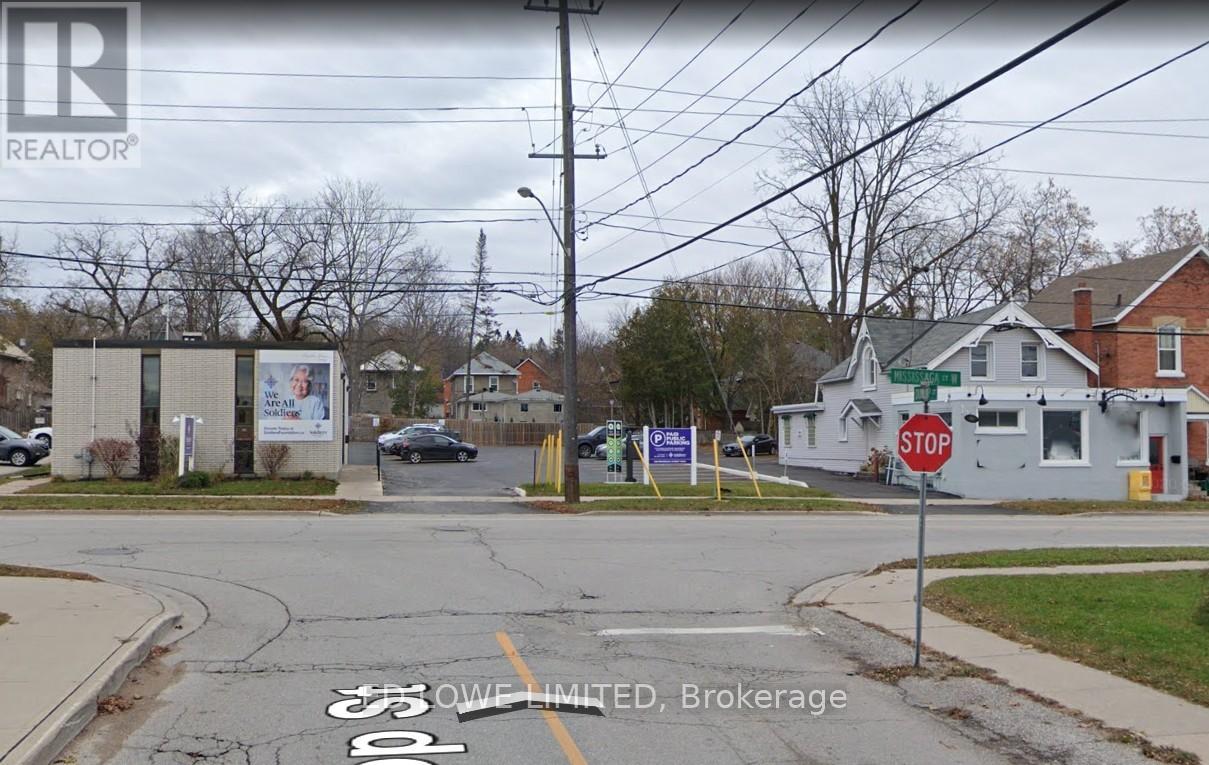 Property at 138 & 146 MISSISSAGA STREET W image 1
