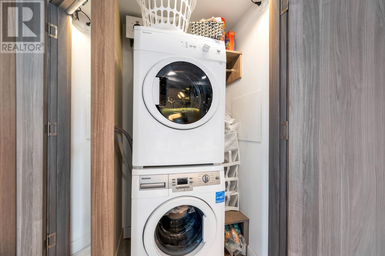 Listing Picture 13 of 21 : 1003 8800 HAZELBRIDGE WAY, Richmond / 烈治文 - 魯藝地產 Yvonne Lu Group - MLS Medallion Club Member