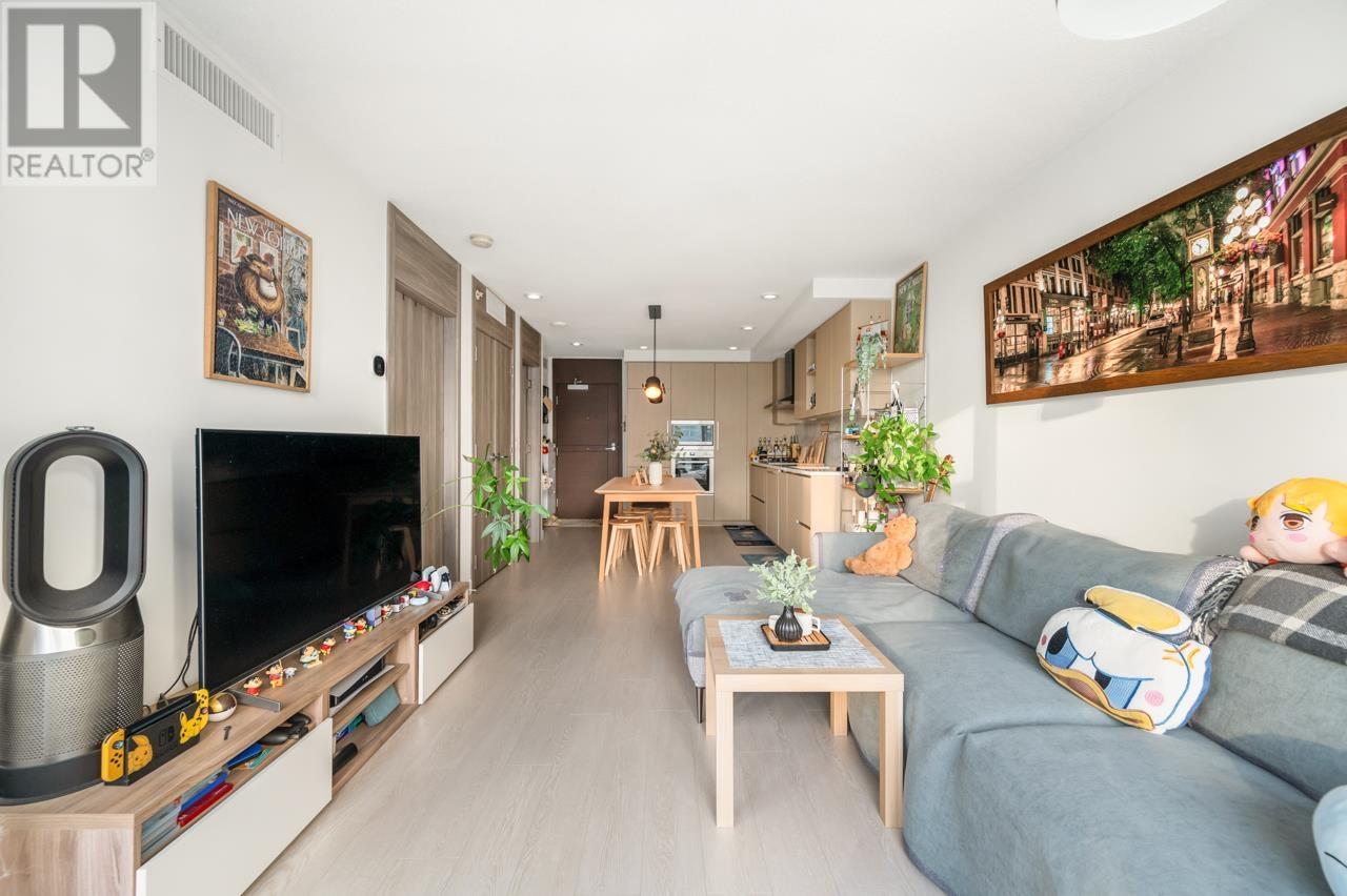 Listing Picture 4 of 21 : 1003 8800 HAZELBRIDGE WAY, Richmond / 烈治文 - 魯藝地產 Yvonne Lu Group - MLS Medallion Club Member