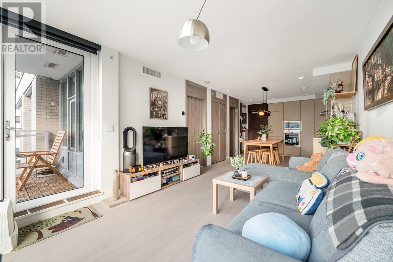 Listing Picture 5 of 21 : 1003 8800 HAZELBRIDGE WAY, Richmond / 烈治文 - 魯藝地產 Yvonne Lu Group - MLS Medallion Club Member