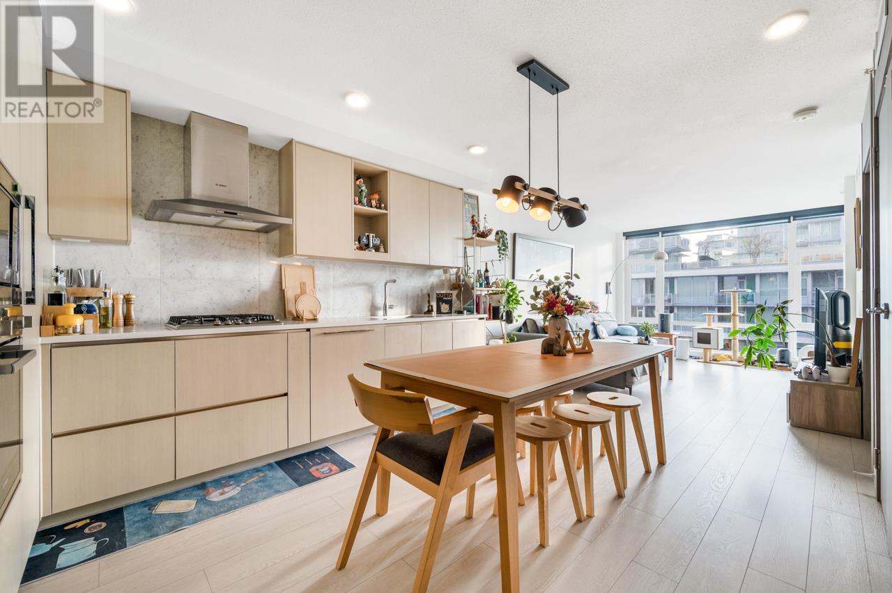 Listing Picture 8 of 21 : 1003 8800 HAZELBRIDGE WAY, Richmond / 烈治文 - 魯藝地產 Yvonne Lu Group - MLS Medallion Club Member