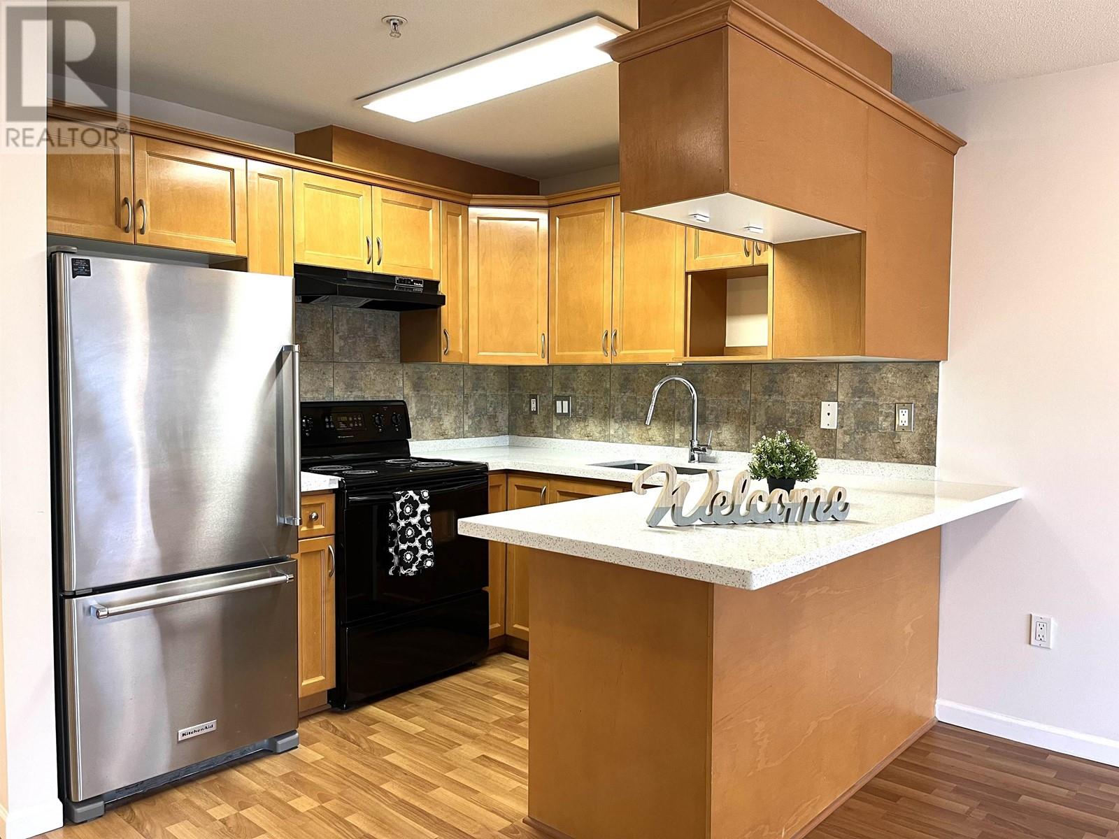307 189 ONTARIO PLACE, Vancouver, British Columbia