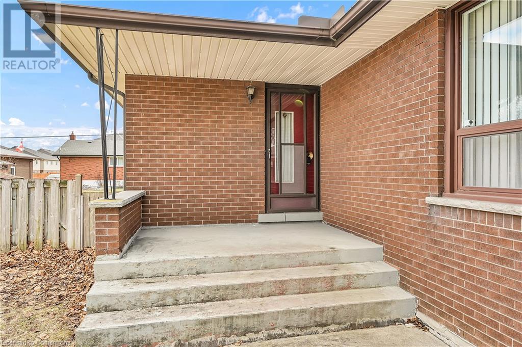 Property at 41 CRANE Court image 4