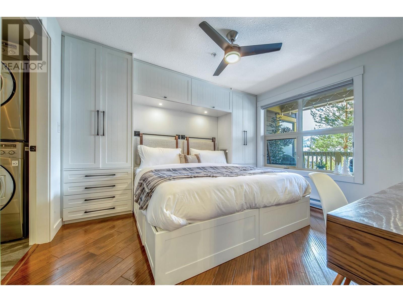 Property at 2070 SUMMIT Drive Unit# 307 image 5