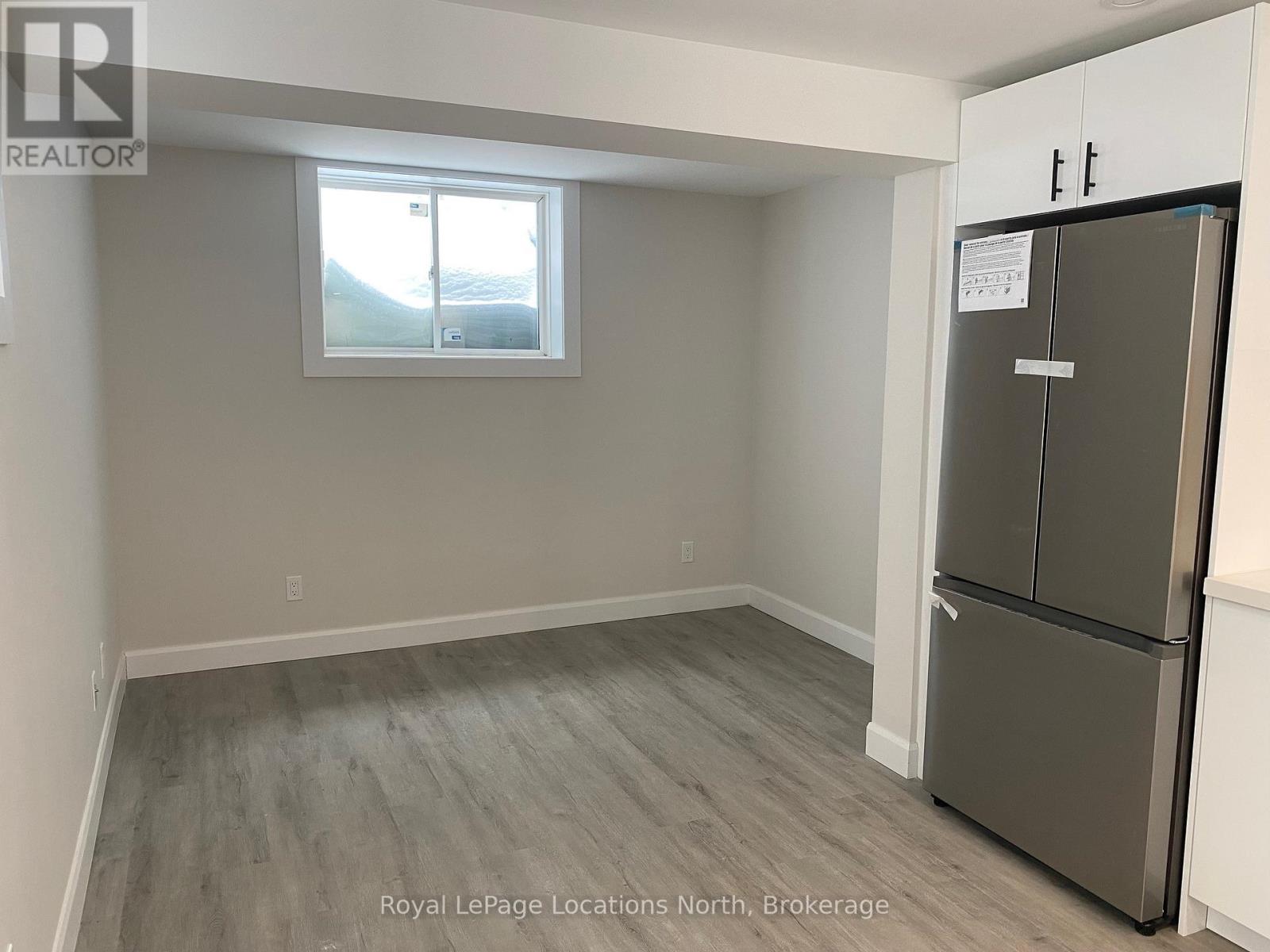 29 Hewitt Place, Barrie, Ontario  L4M 7B3 - Photo 6 - S11989053