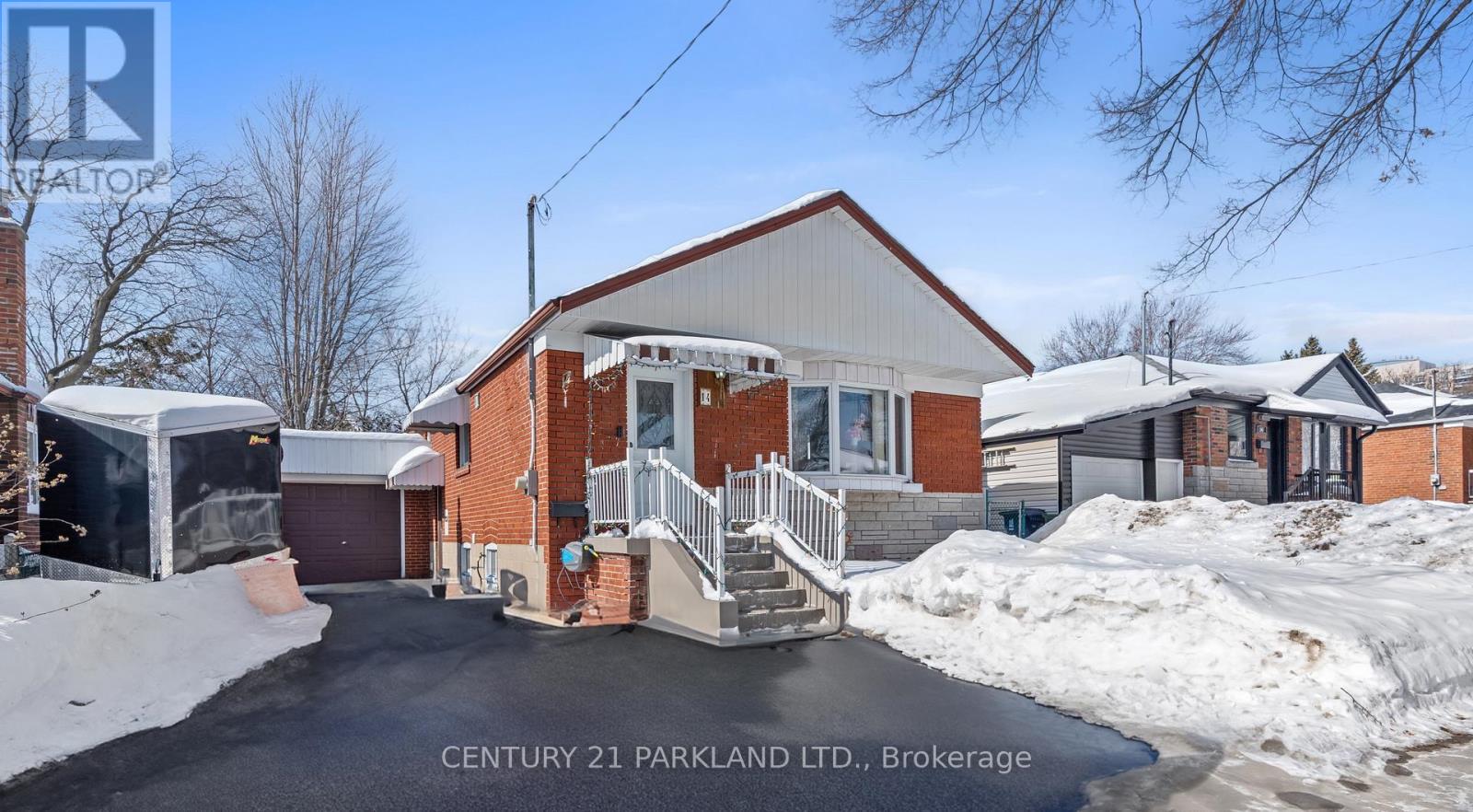 Property at 14 MAXIM CRESCENT image 1