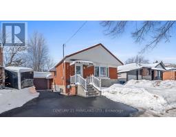 14 MAXIM CRESCENT, Toronto, Ontario