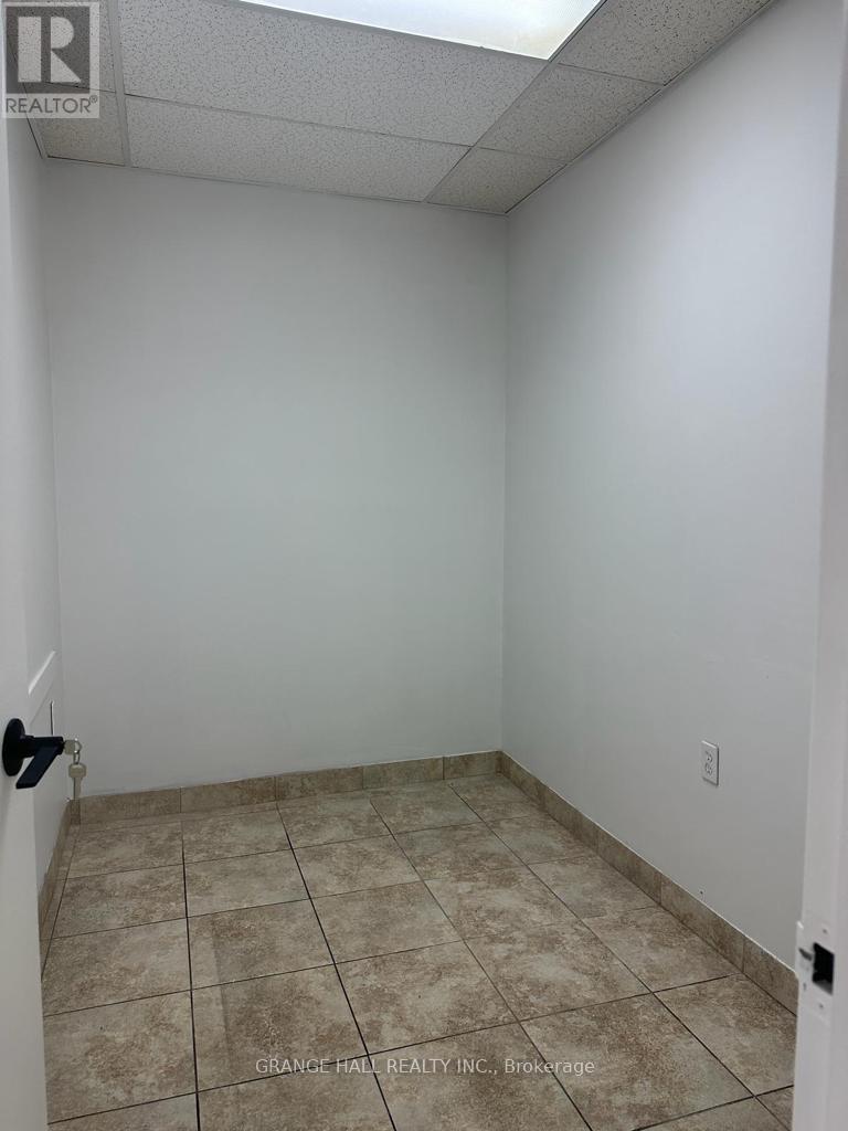 111a - 1649 Dufferin Street, Toronto, Ontario  M6H 4H5 - Photo 15 - W11989074