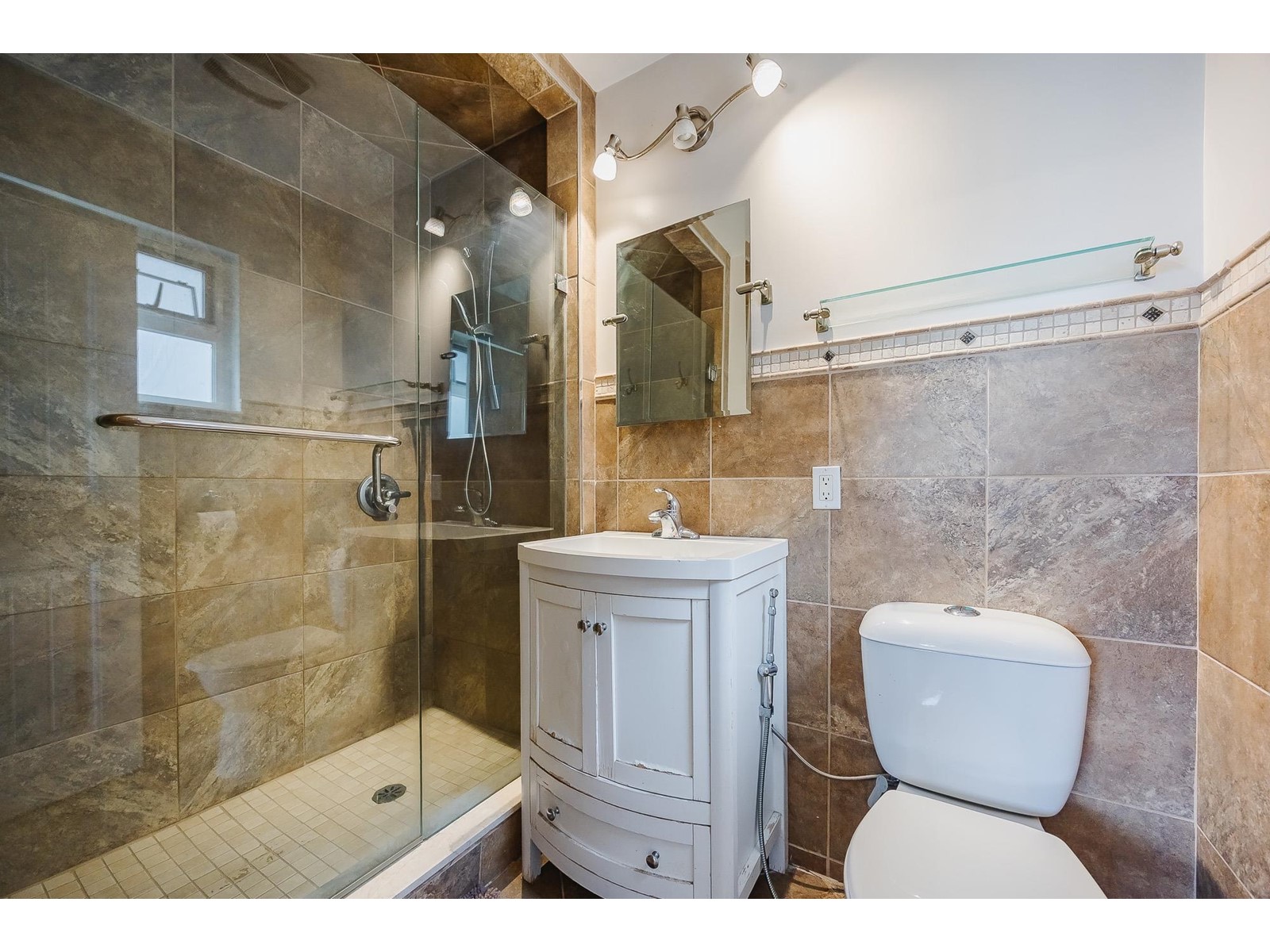 9749 Crown Crescent, Surrey, British Columbia  V3V 2T7 - Photo 17 - R2970605