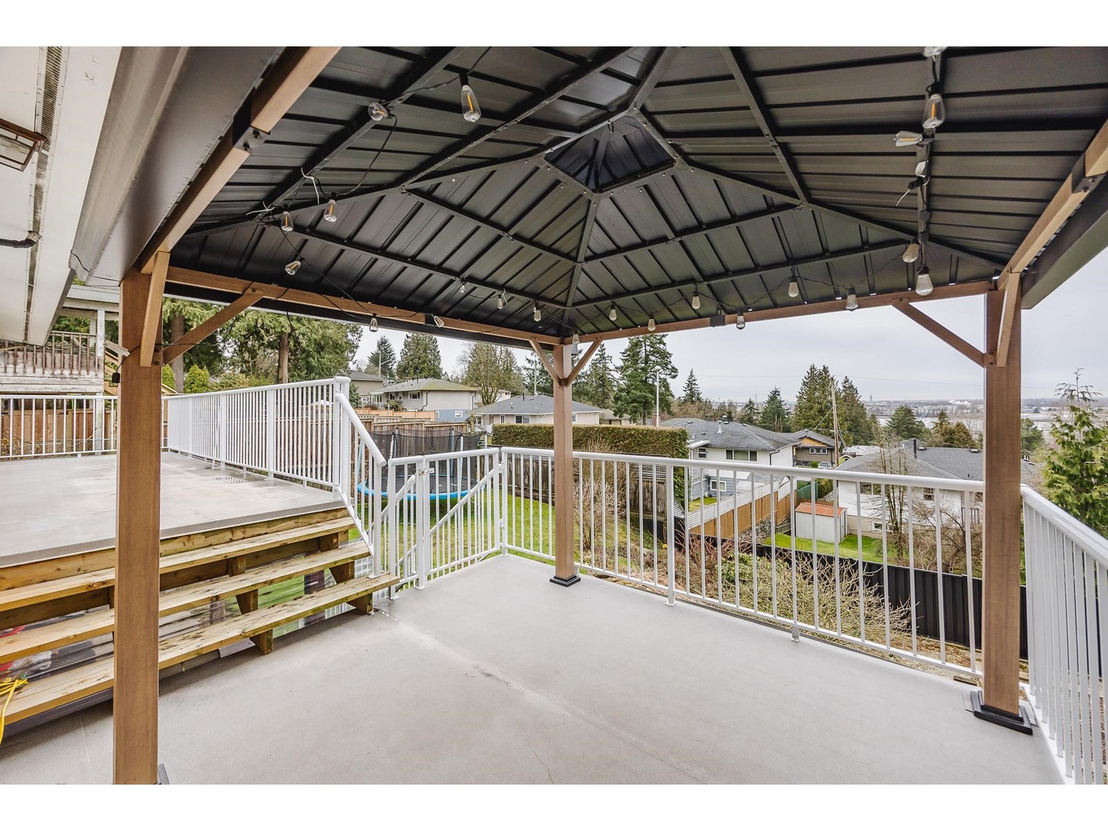 9749 Crown Crescent, Surrey, British Columbia  V3V 2T7 - Photo 34 - R2970605