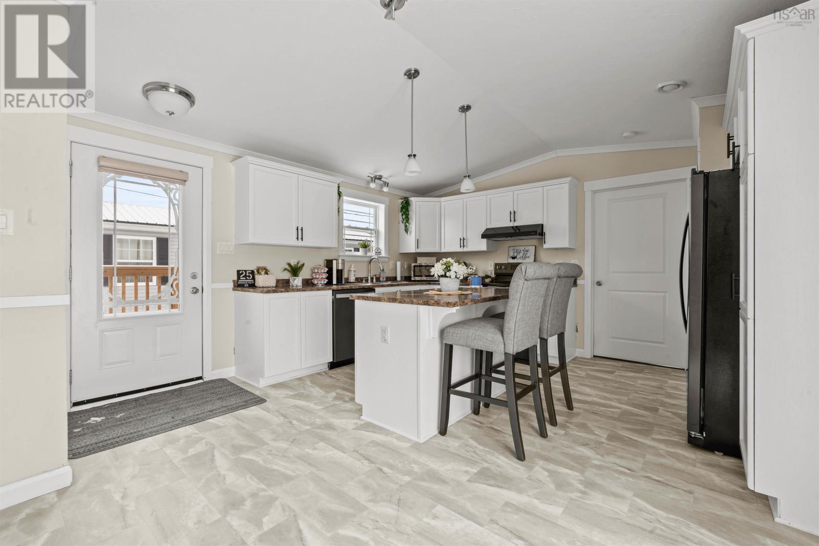 25 Bridgeview Drive, Murray Siding, Nova Scotia  B6L 3B5 - Photo 9 - 202500781