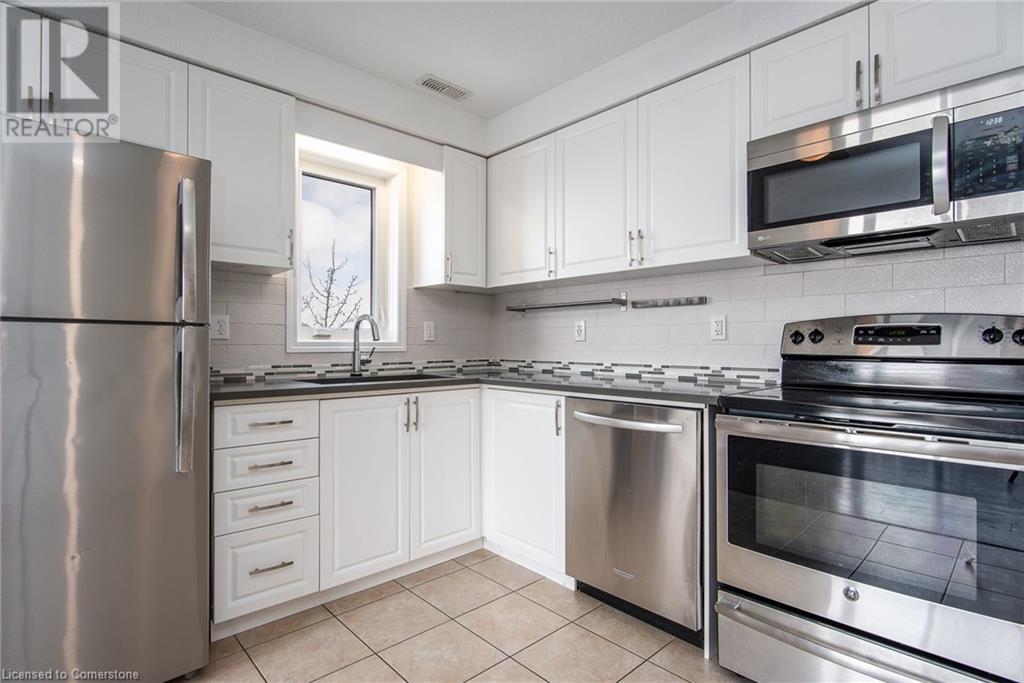 30 Sienna Street Unit# B, Kitchener, Ontario  N2R 0H7 - Photo 18 - 40701607