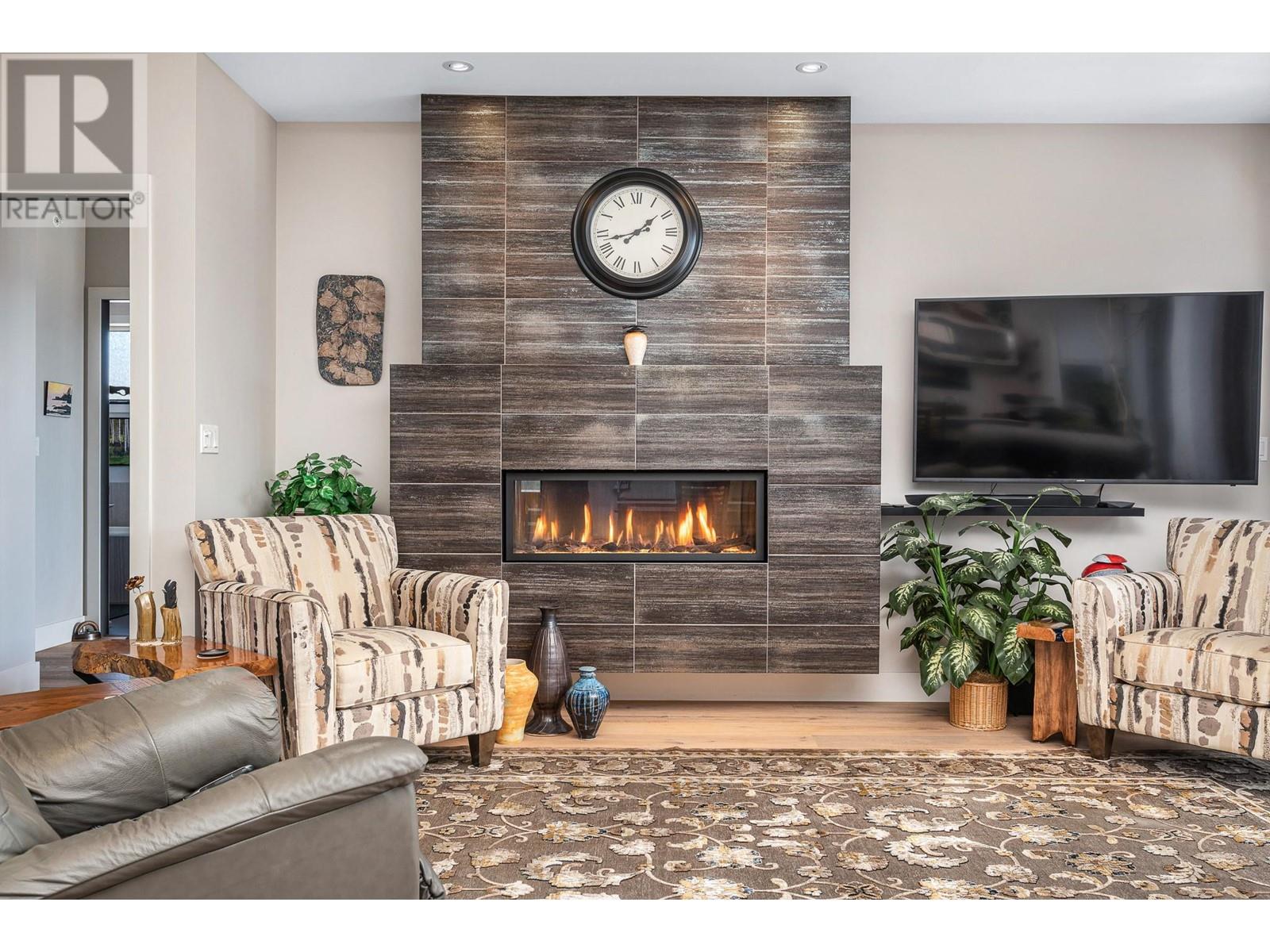 Property at 8972 Bayswater Place image 4