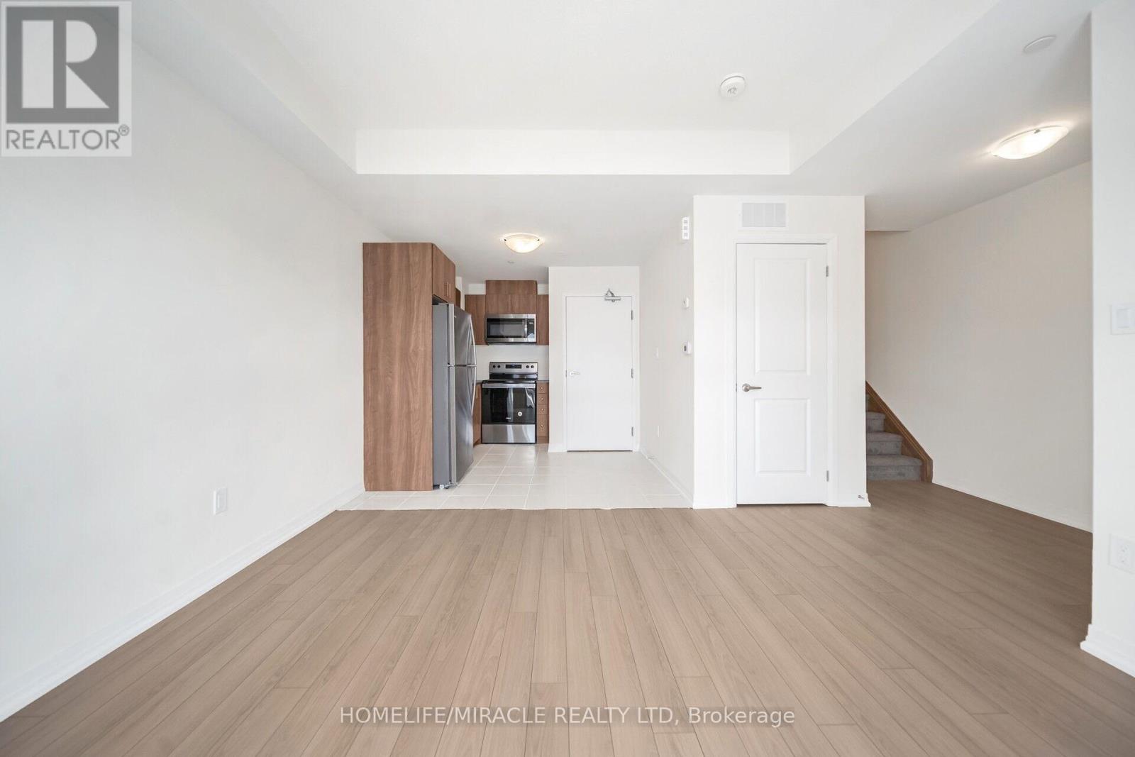 Property at 27 - 165 TAPSCOTT ROAD image 4