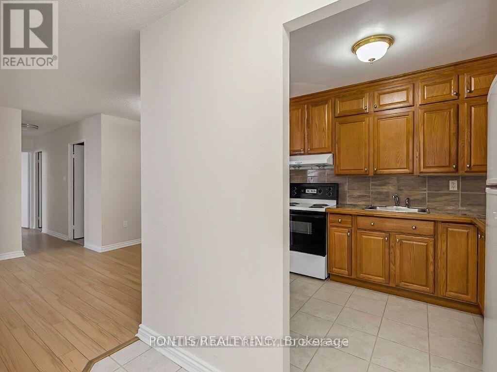 1501 - 380 Dixon Road, Toronto, Ontario  M9R 1T3 - Photo 12 - W11989215