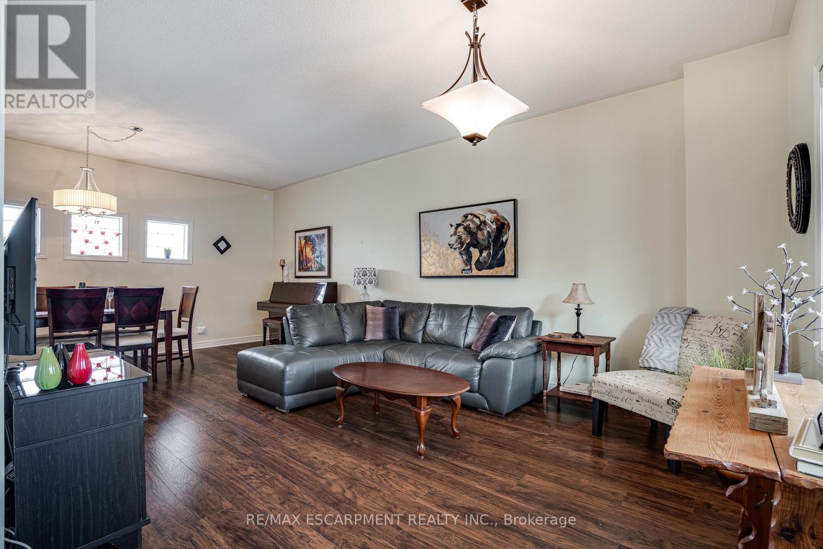 Property at 27 - 100 BEDDOE DRIVE image 5
