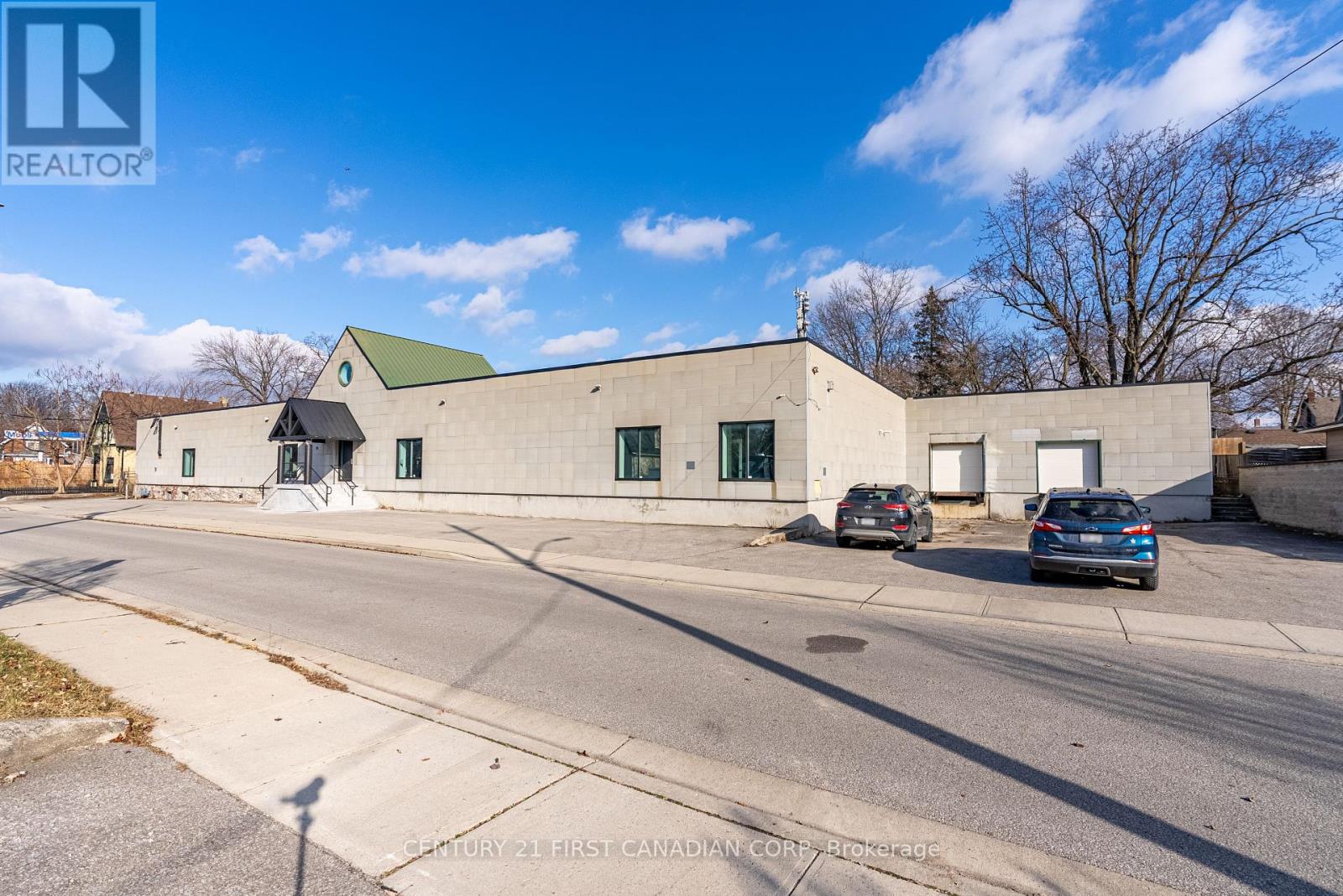 A - 22 Pegler Street S, London, Ontario  N6B 3N1 - Photo 3 - X11949287