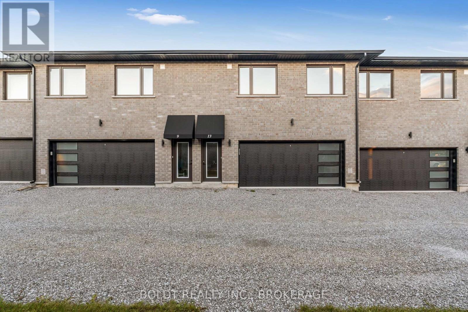 13 SUMMERSIDES MEWS, pelham (fonthill), Ontario