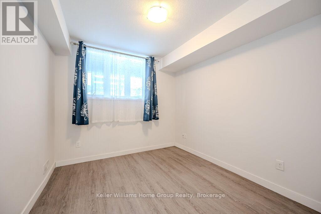 E - 166 Rochefort Street, Kitchener, Ontario  N2R 0P5 - Photo 25 - X11989279