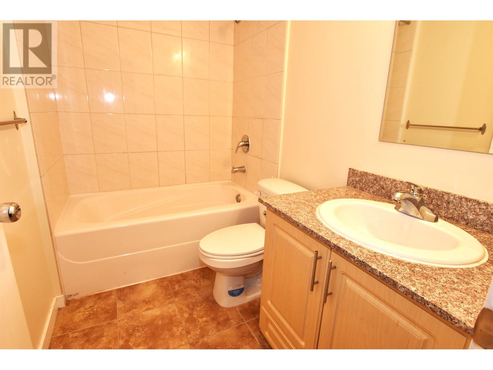 Listing Picture 12 of 14 : 505 6133 BUSWELL STREET, Richmond / 烈治文 - 魯藝地產 Yvonne Lu Group - MLS Medallion Club Member