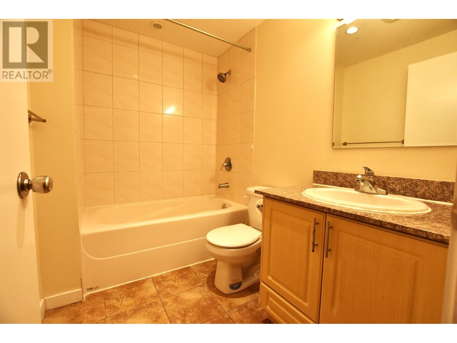 Listing Picture 11 of 14 : 505 6133 BUSWELL STREET, Richmond / 烈治文 - 魯藝地產 Yvonne Lu Group - MLS Medallion Club Member