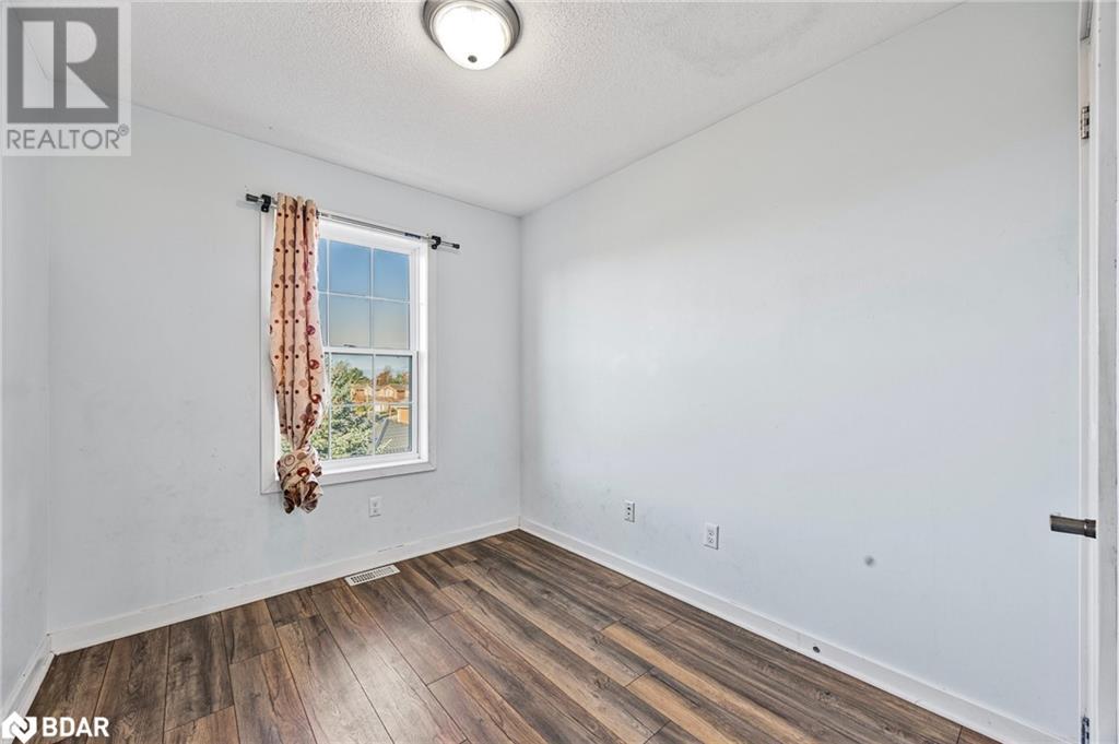 91 Coughlin Road Unit# 24, Barrie, Ontario  L4N 0L6 - Photo 38 - 40701571