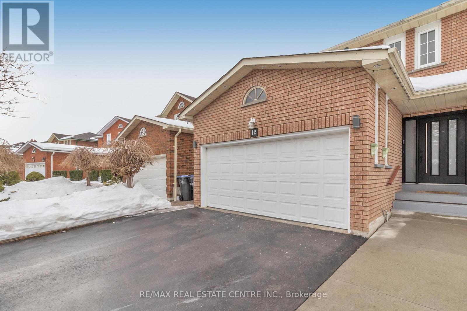 Property at 12 SUGAR CREEK LANE image 2