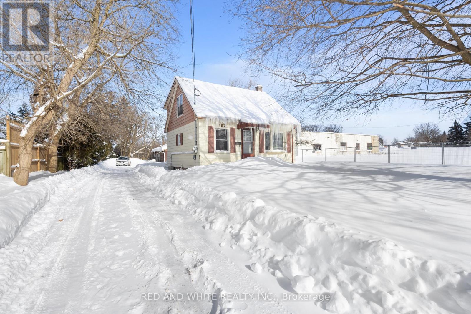 107 Bloomingdale Road N, Kitchener, Ontario  N2K 1A5 - Photo 23 - X11989318