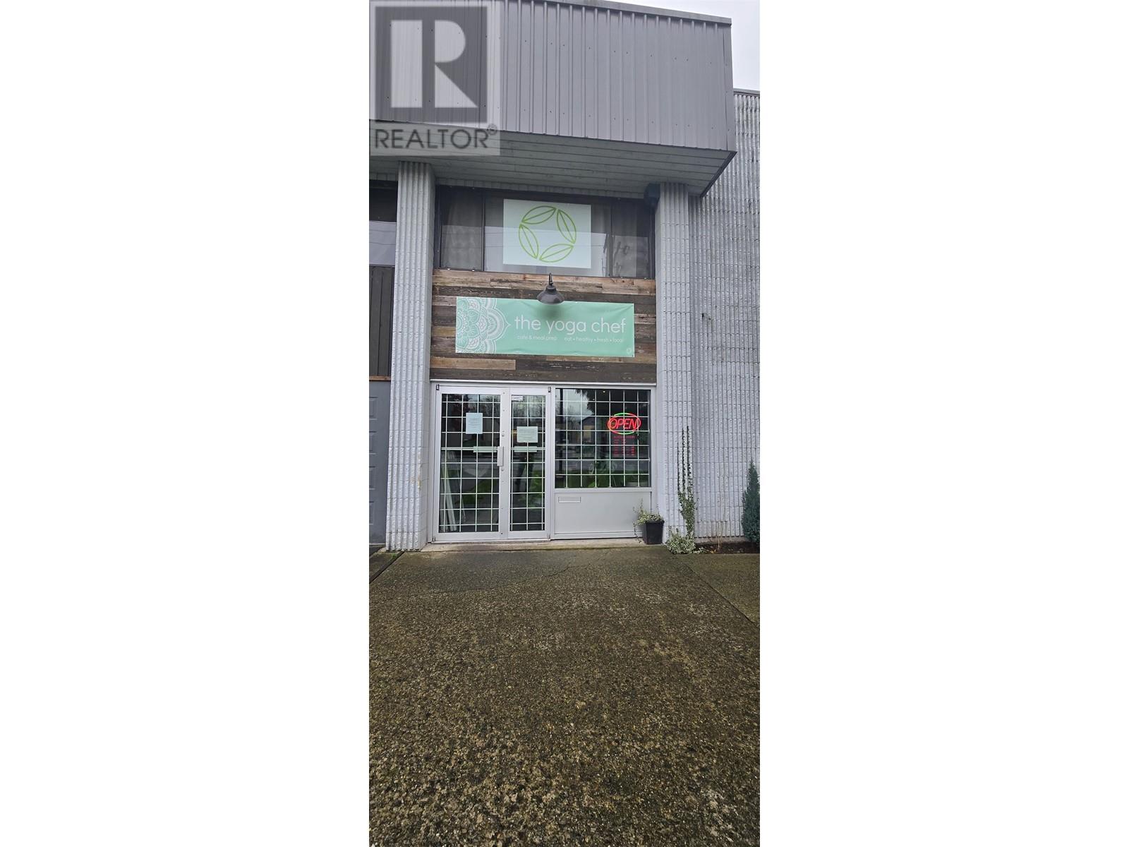 Listing Picture 4 of 16 : 5 1760 MCLEAN AVENUE, Vancouver / 溫哥華 - 魯藝地產 Yvonne Lu Group - MLS Medallion Club Member