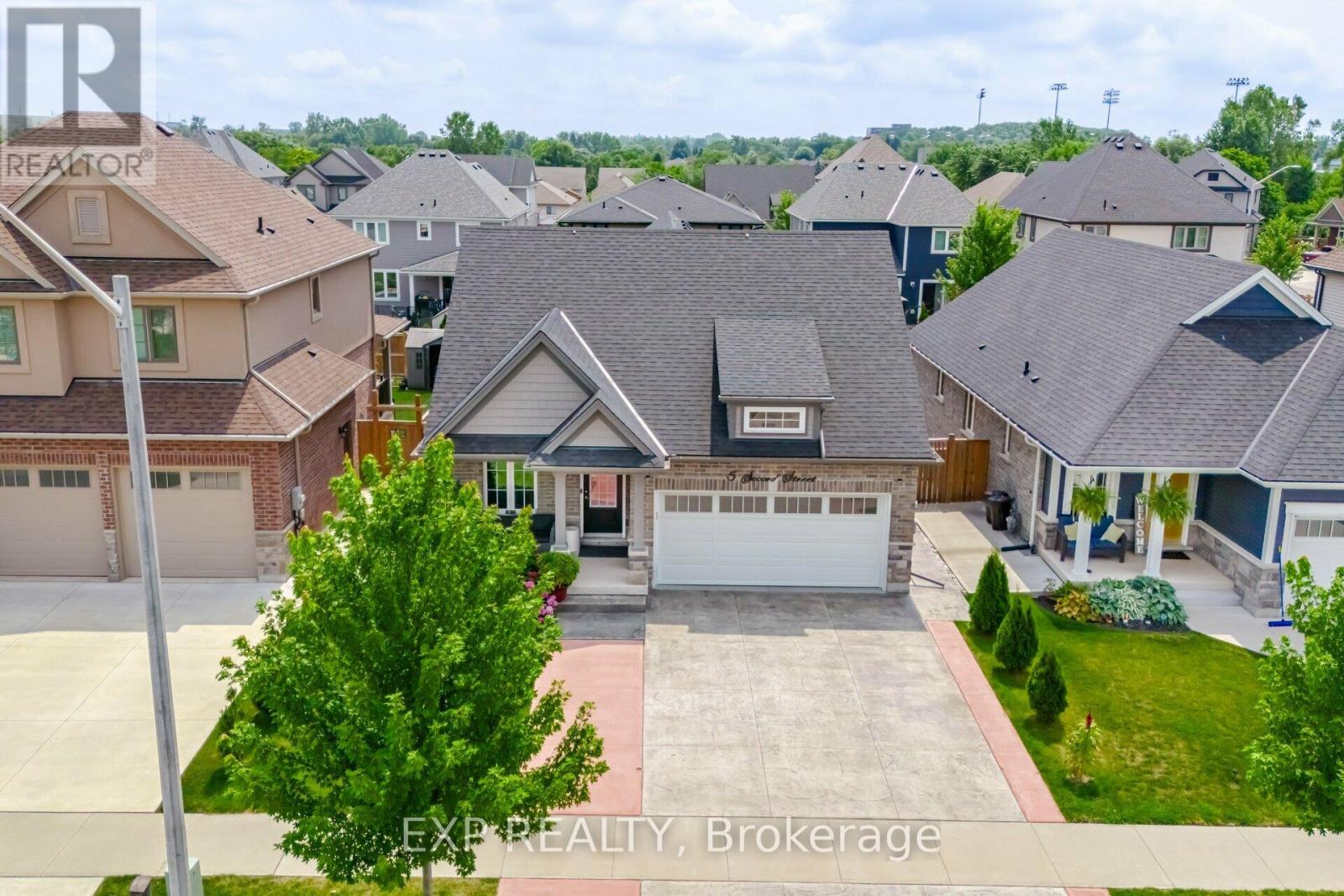 Property at 5 SECORD STREET image 3
