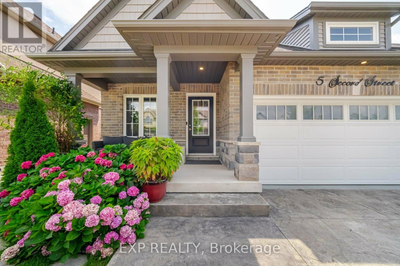 5 Secord Street, Thorold, Ontario  L0S 1K0 - Photo 7 - X11989358